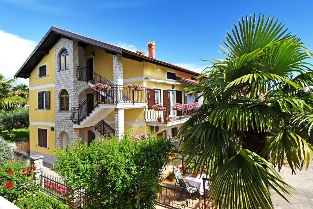 Apartments And Rooms Branka Novigrad Istria Extérieur photo